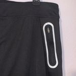 Callaway  Golf Opti Dri black zip pocket stretchy athletic skort Photo 2