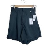 Good American  A-Line Trouser Boss Short NWT Sz. 1 (US S) Photo 2