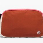 Lululemon Everywhere Belt Bag *1L Photo 6