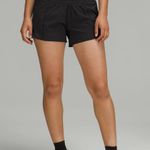 Lululemon Hotty Hot Shorts Photo 0