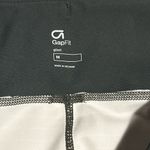 GapFit gFast Striped Gray/Aqua Ombré Capri Leggings Size Medium Photo 3