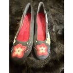 Unlisted  black embroidery studded floral flats shoes 8.5 Photo 2