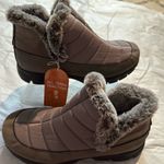 Jbu  Taupe Fur-Lined Winter Boots Photo 0