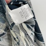 Komarov Floral Semi Sheer V Photo 3