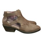 Eileen Fisher  “Vanda” Nubuck Cutout Leather Bootie Taupe Size 9‎ Photo 3