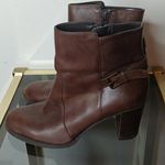 Ralph Lauren brown leather heeled boots size 7.5 Photo 4