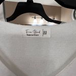 Italy Freebird winter white V Photo 2