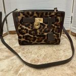 Michael Kors Hamilton Traveler Messenger/Crossbody Bag. Leopard Haircalf Photo 0