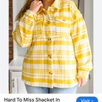 JODIFL  Shacket size 1xYellow/gold and white plaid Photo 2