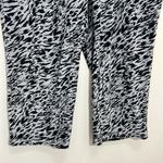 LuLaRoe Cozy Women’s Velour Capri Pants Size 1X Photo 3