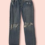 Forever 21 Ripped Jeans Photo 0