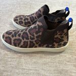 Rothy's  Leopard Print Knit Chelsea size 6 Ankle Slip On Sneaker Shoes Women Boot Photo 2