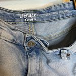 Denizen from Levi's Light Wash Distressed Jean Shorts Size 6 Photo 3