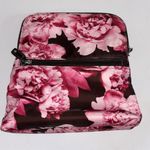 SONIA KASHUK BRAND PINK ROSES NYLON BAG..COSMETICS..CHARGER..ANYTHING BAG..💗💗 Photo 5