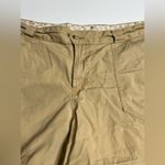 Columbia Women’s Classic khaki shorts size 12 Photo 2