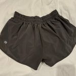 Lululemon Hotty Hot Shorts 2.5" Low-Rise 4 Photo 5