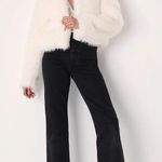 VICI NWT  Hot List Faux Fur Jacket - Ivory. Size Small Photo 6