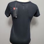 Under Armour  black streaker threadborne sccopneck tee size xs Photo 6