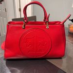 TUCKER TWEED Sedgefield Legacy Signature Handbag Red Photo 1
