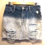 Forever 21  Distressed Denim Ombré Skirt 27 Sexy Photo 5