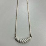 Vintage Avon White and Gold Tone Gatsby Necklace 1981 Photo 1