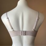 Vince Camuto  | Beige Seamless Underwire Bra Sz 36C Photo 4
