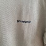 Patagonia  Women's P-6 Mission Short Sleeve Tee in Garden Green Size Medium Photo 4