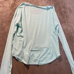 Under Armour  Shirt Womens Large Light Blue Active Zip Pocket Long Sleeve Vented Photo 1