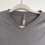 SKIMS Outdoor Cropped V Neck Shirt Photo 1