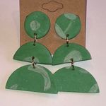 Green and White Geometric Retro Boho Clay Earrings Photo 1