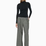 Aritzia NWOT Babaton Contour Linear Long Sleeve Top Photo 1