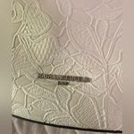 Karl Lagerfeld Paris Adele Bucket bag in off white Photo 9