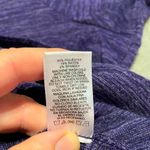 Ellen Tracy  Women's Knit Top Purple Long Sleeve Front Pockets Photo 3