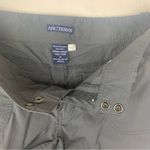 Arcteryx Women's size 8 medium Charcoal Pants nylon cargo outdoors Gray Photo 3