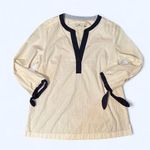 Vineyard Vines  Women's White and Navy Blue Trimmed Blouse Sz Medium Photo 0