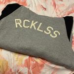Young & reckless Sweatshirt Photo 1