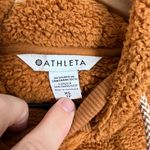 Athleta - Cattail Brown Tugga Sherpa Hoodie Sweatshirt Warm Cozy Athletic Photo 4