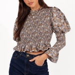 Petal and Pup  Novah Long Sleeve Ruffle Blouse, size Medium Photo 0