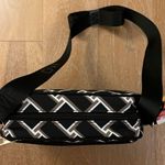 Target DVF X limited edition vintage weave camera bag NWT Photo 3