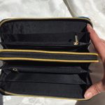 Embroidered Floral Wallet Photo 5