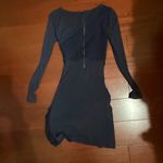 Alice + Olivia Navy Long Sleeve Silk Ruched Dress Size Small Photo 3