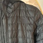 The North Face Thermoball Eco Parka Women's Black light puffer Jacket Photo 3
