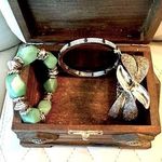 5 piece JEWELRY bundle with wooden box keepsake box Green Photo 0