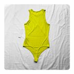 Live in the Moment β
NWT Bodysuit - Bright Green β
Photo 7