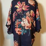 Umgee ๐NWT๐ SHEER NAVY FLORAL OVERSIZED V-NECK KNOTTED FRONT THROW-OVER SIZE LG Photo 2