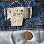 Madewell SZ 26 - 9" Mid-Rise Skinny Jeans Zip-Fly Stretch Whiskered Distressed Photo 9