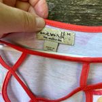 One World  size M floral shark bite hem  tunic top relaxed fit. Photo 4