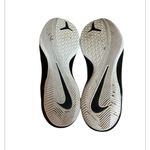 Nike  Sneakers Athletic Shoes Size 9 Air Versatile II White Black 921711-100 Photo 6