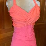 Lululemon Preowned Women’s Grapefruit Wrap It Up Tank. Photo 2