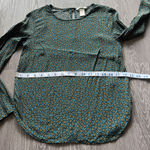 H&M Shirt Womens Size 4 Keyhole Neck Blouse Geometric Print Photo 5